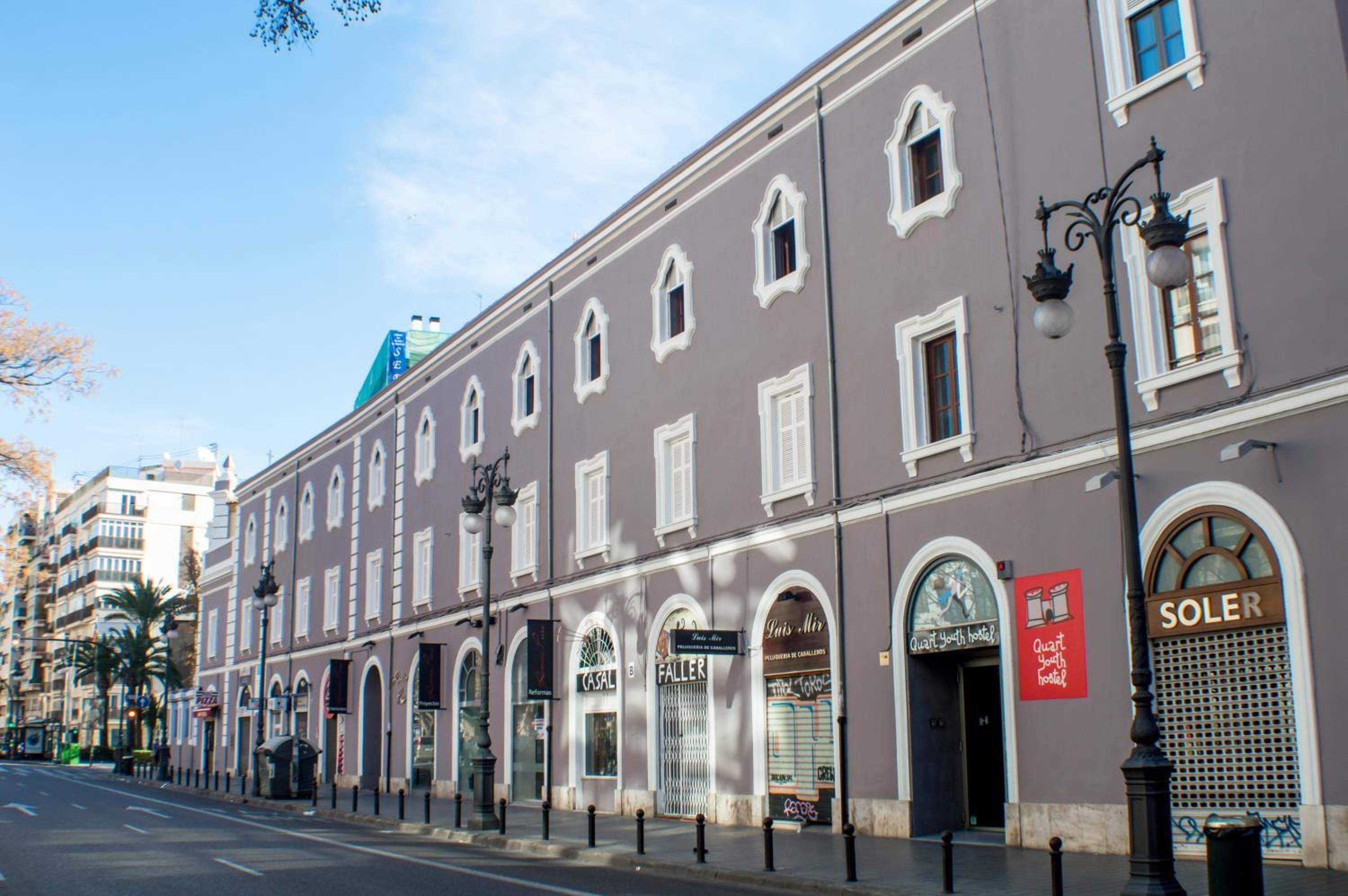 Quart Youth Hostel & Apartments - Valencia — Photos 2